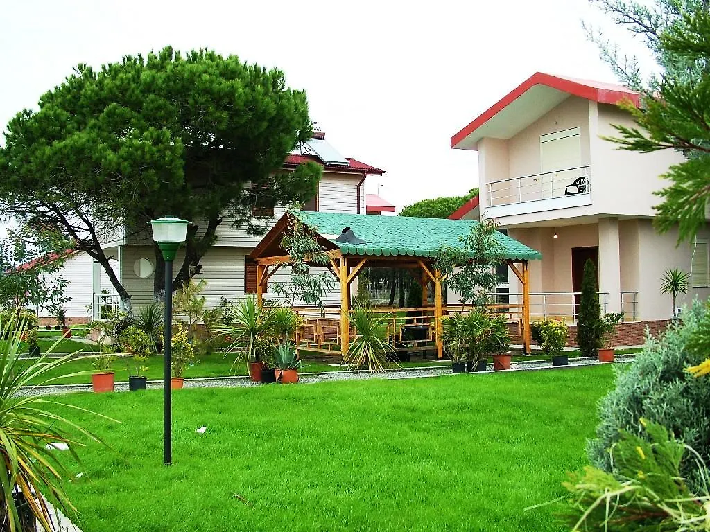 A Beautiful Beach House Gjiri Lalzit Fushe-Drac 0*,