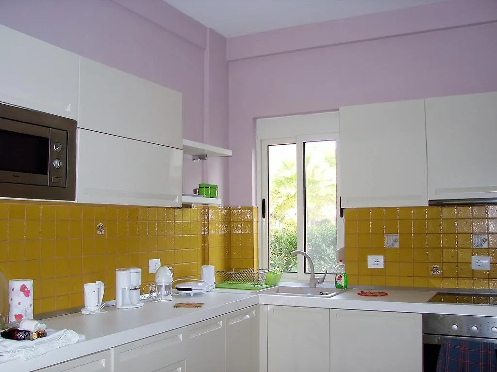 Semesterbostad A Beautiful Beach House Gjiri Lalzit Fushe-Drac Albanien