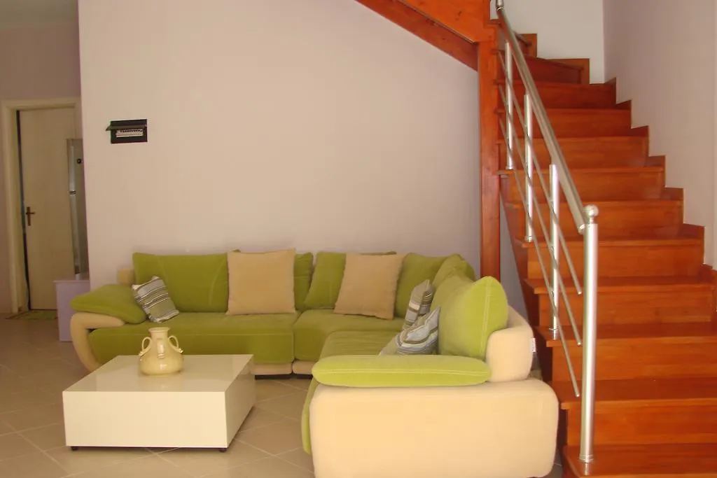 A Beautiful Beach House Gjiri Lalzit Fushe-Drac Albanien